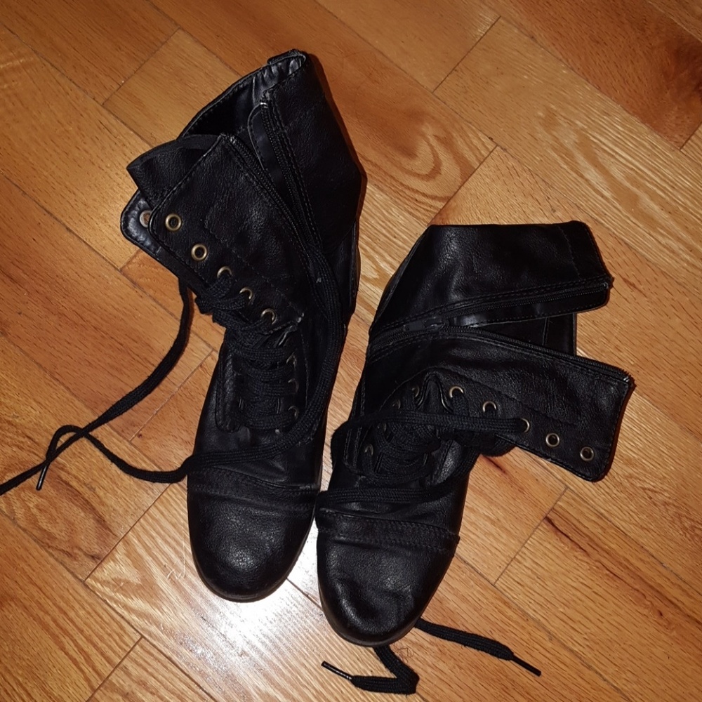 Lace up combat boots